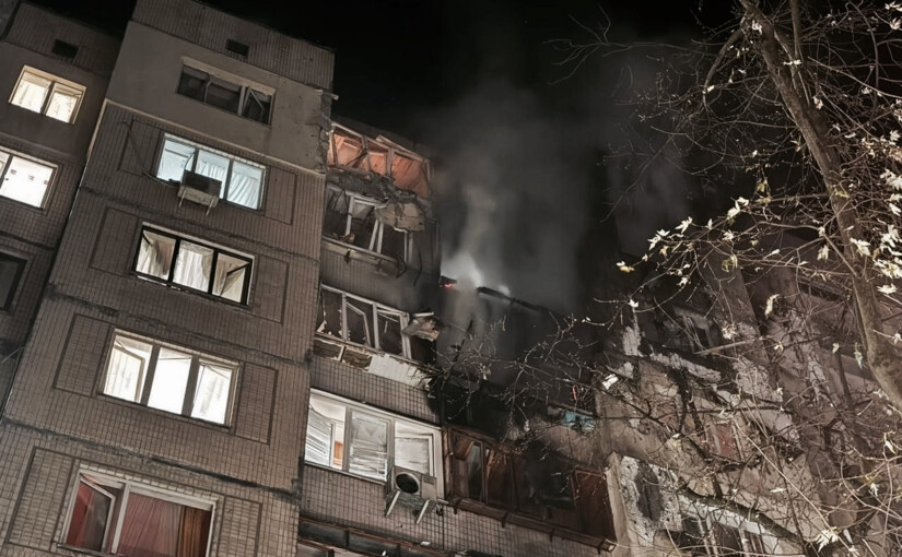 430 Шахедов и 18 ракет: Россия нанесла массированный удар по 9 районам Киева - фото