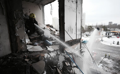 Киевляне сняли десятки видео прямых попаданий во время атаки РФ 27 декабря, - видео