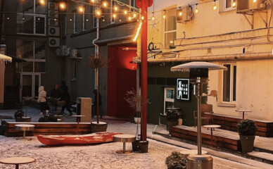 У Полтаві відкрили першу раменну та американський стритфуд під одним дахом