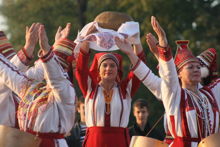 У Раді зареєстрували законопроєкт про визнання гагаузів корінним народом України