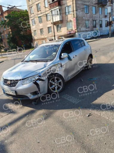 В Днепропетровской области 17-летняя девушка в течение утра попала в три ДТП