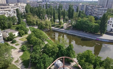 У Подільському районі Києва за сім місяців 2026 року не створили жодного нового укриття