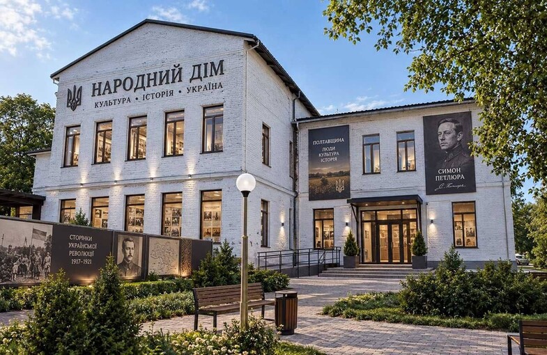 Облсовет Полтавы заявил о блокировании передачи кинотеатра в собственность области